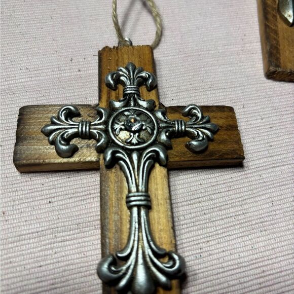 2 Elegant Wooden Crosses Home Wall Decor EPC See photos for size references! - Picture 4 of 7